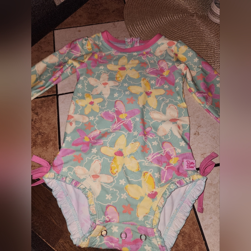 Toddler Girls Ruffle Butts One Piece Swimsuit Size 18-24 months